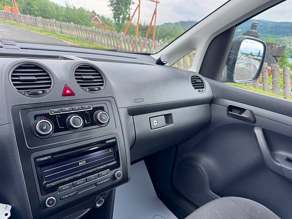 Volkswagen Caddy 18 of 20