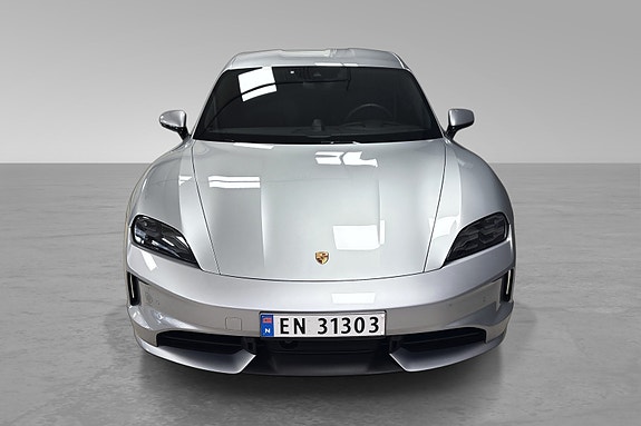 Porsche Taycan 5 of 5