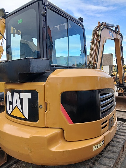 Cat 305.5D 5 of 5