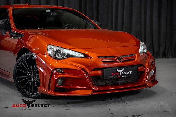 Toyota GT86 4 of 5