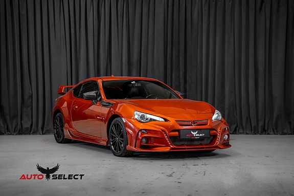 Toyota GT86 2 of 5