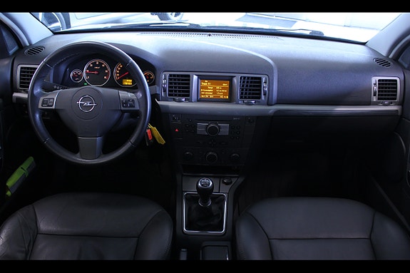 Opel Vectra 8 of 14