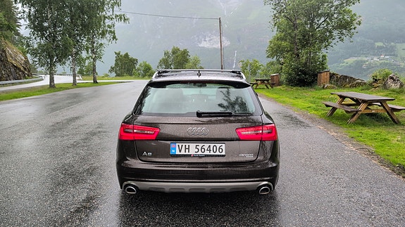 Audi A6 allroad 4 of 5