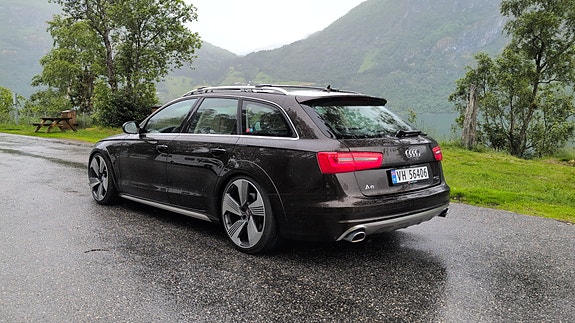 Audi A6 allroad 5 of 5
