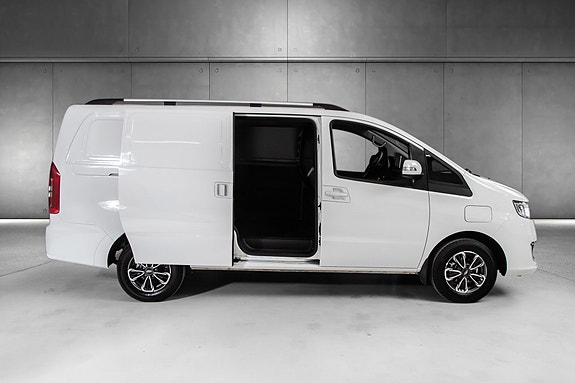 JAC M3EV 12 of 22