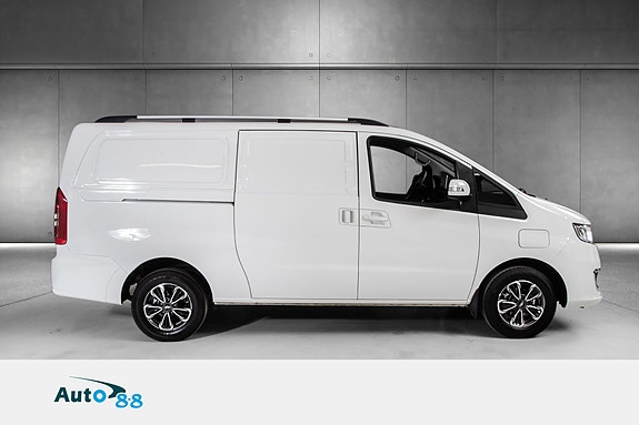JAC M3EV 4 of 22
