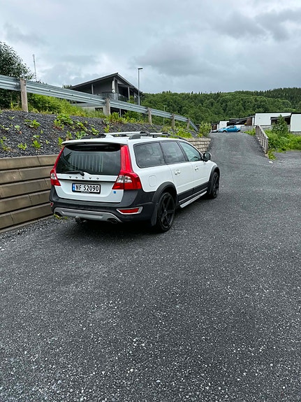 Volvo XC70 7 of 26