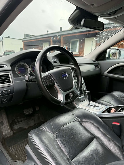 Volvo XC70 9 of 26