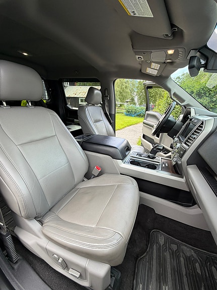 Ford F-150 14 of 30