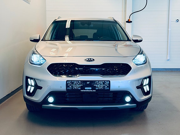 Kia Niro 2 of 5