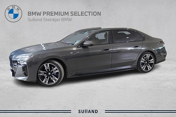 BMW i7 5 of 5