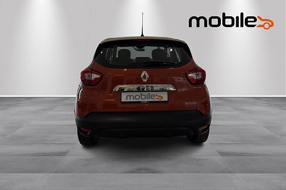 Renault Captur 5 of 5