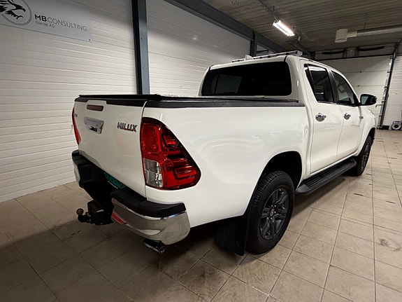 Toyota HiLux 6 of 26