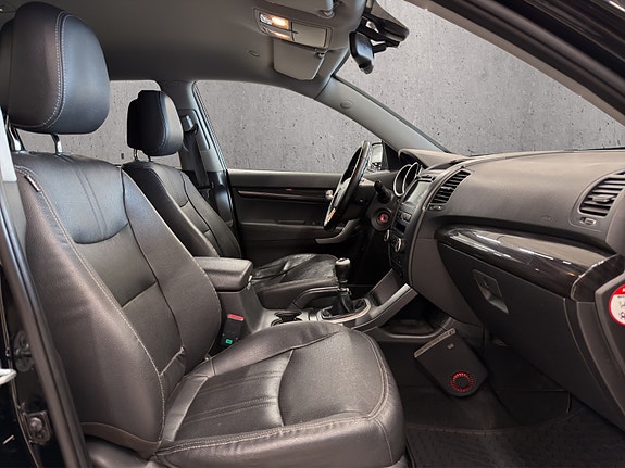 Kia Sorento 8 of 19