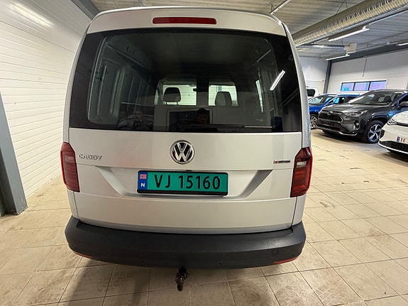 Volkswagen Caddy 8 of 24