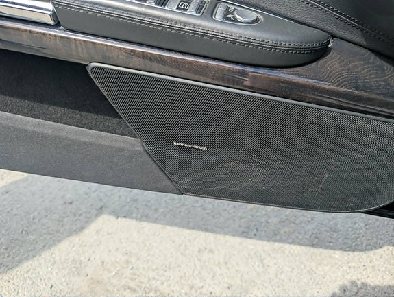 Mercedes-Benz CL63 3 of 5