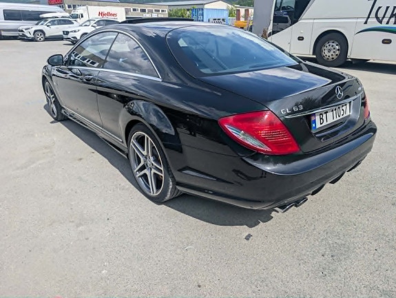Mercedes-Benz CL63 11 of 25