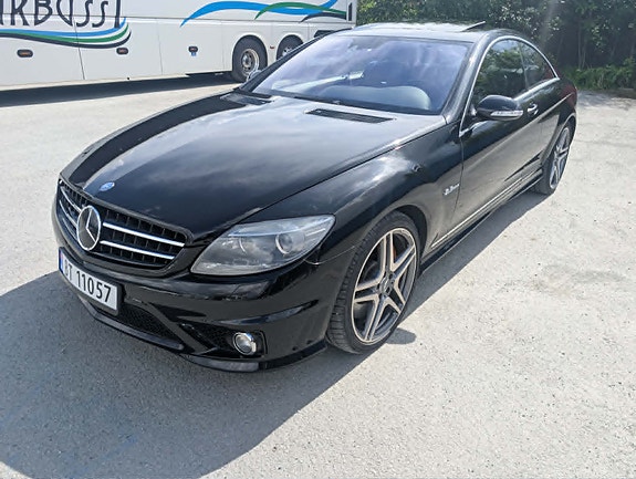 Mercedes-Benz CL63 2 of 5