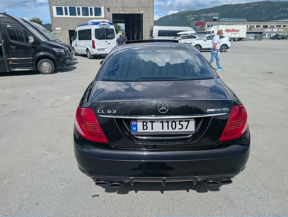 Mercedes-Benz CL63 18 of 25