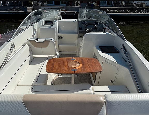 Bayliner 742 Cuddy m/Mercruicer 260 MPI V8 5,0 liter 6 of 25