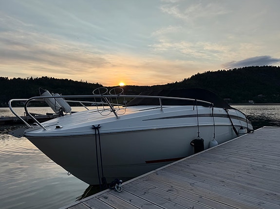 Bayliner 742 Cuddy m/Mercruicer 260 MPI V8 5,0 liter