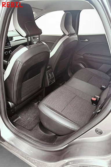 Renault Captur 11 of 22