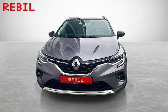 Renault Captur 2 of 5
