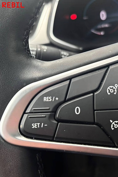 Renault Captur 8 of 22