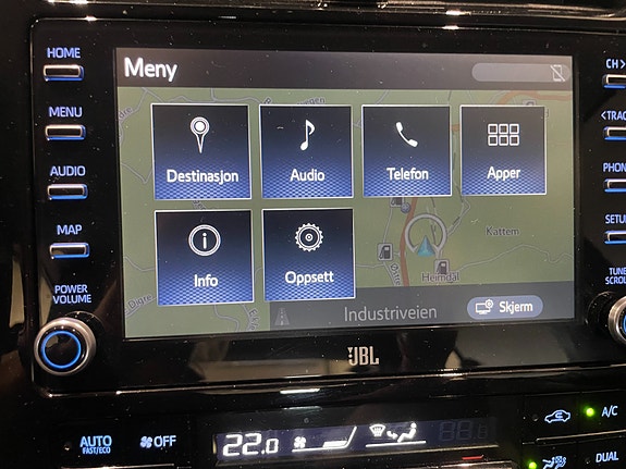 Toyota Prius Plug-in Hybrid 24 of 30
