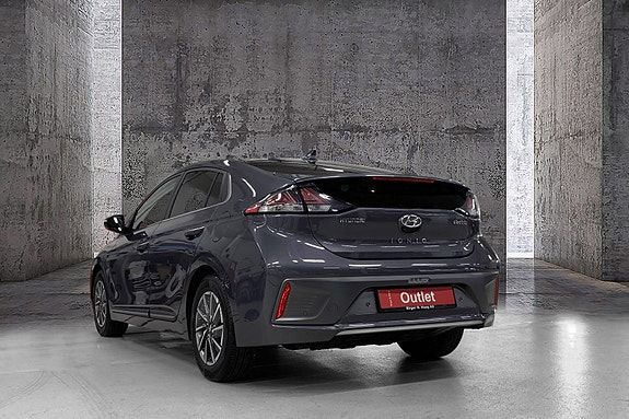 Hyundai IONIQ 4 of 5