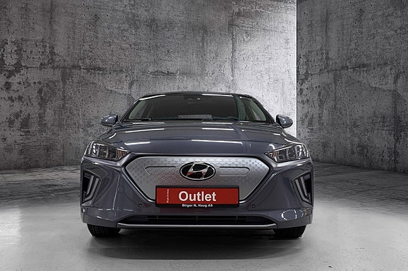 Hyundai IONIQ 2 of 5