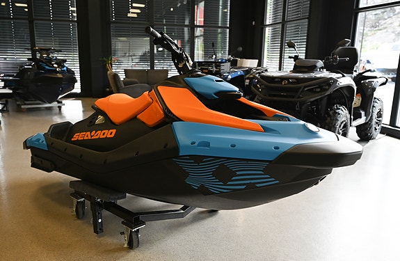 Sea-Doo Spart Trixx 2 of 5