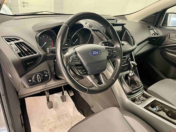 Ford Kuga 22 of 30