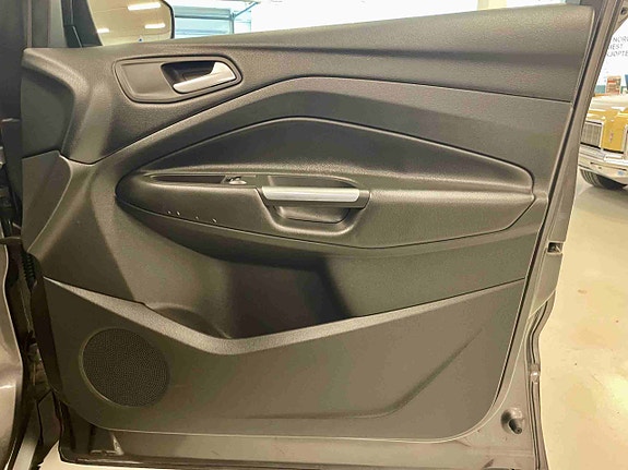 Ford Kuga 30 of 30