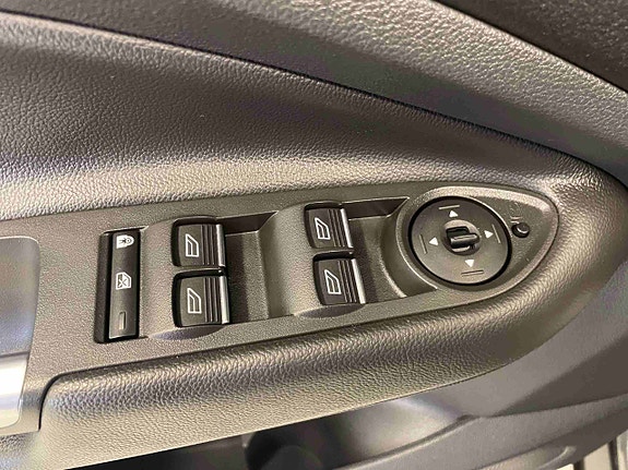 Ford Kuga 23 of 30