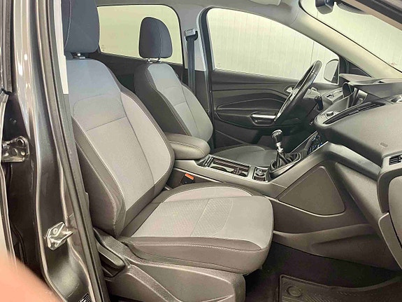 Ford Kuga 28 of 30