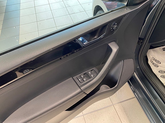 Skoda Rapid Spaceback 12 of 17