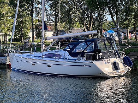 Bavaria 44 Vision 2 of 5