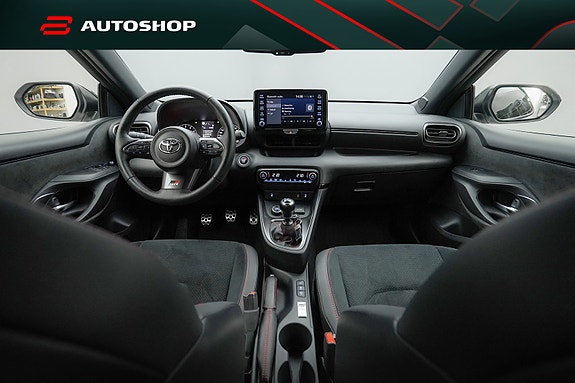 Toyota GR Yaris 16 of 30
