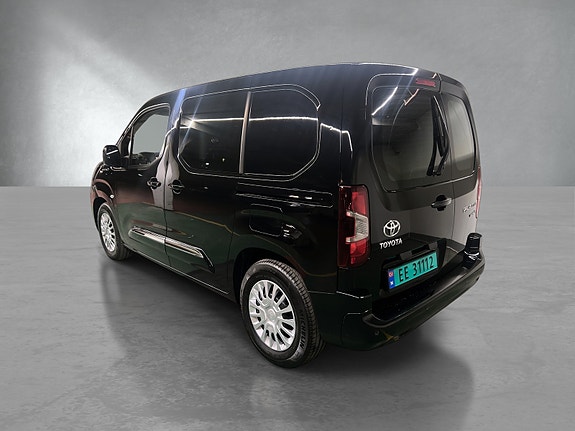 Toyota Proace City 3 of 5