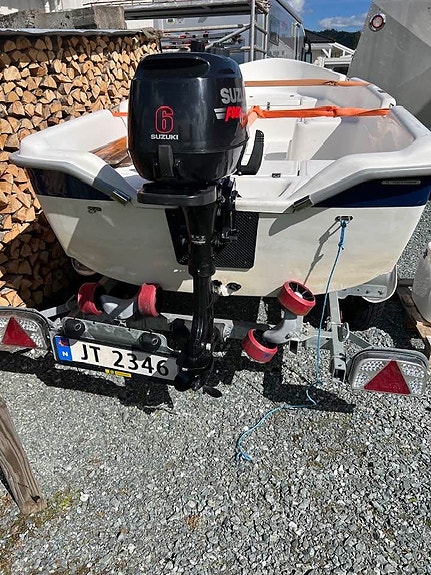 Pent brukt båt m/motor og båthenger selges 3 of 5