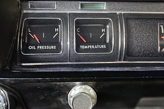 Buick Riviera 27 of 30