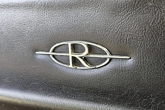 Buick Riviera 25 of 30