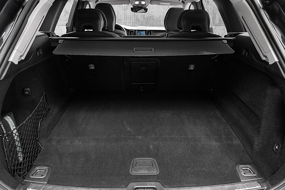 Volvo XC60 25 of 30