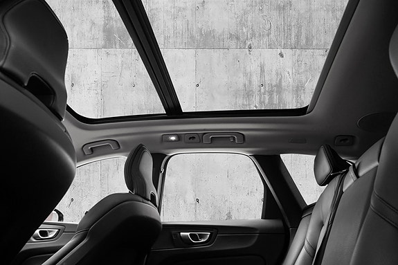 Volvo XC60 19 of 30