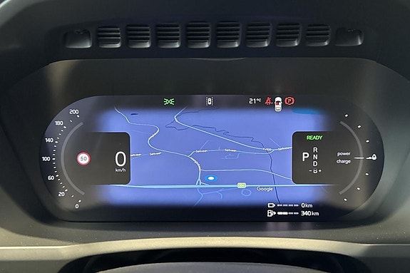 Volvo XC90 15 of 30