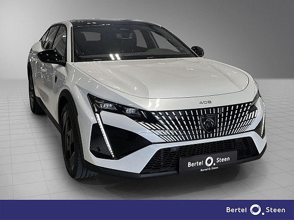 Peugeot 408 2 of 5