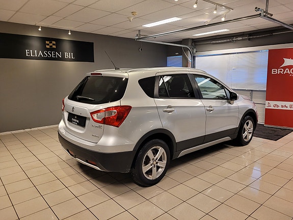 Suzuki SX4 S-Cross 5 of 5
