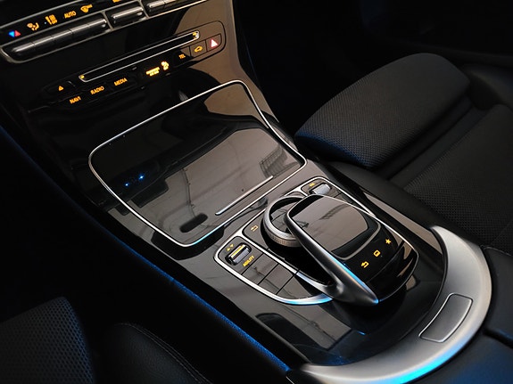 Mercedes-Benz C180 25 of 30