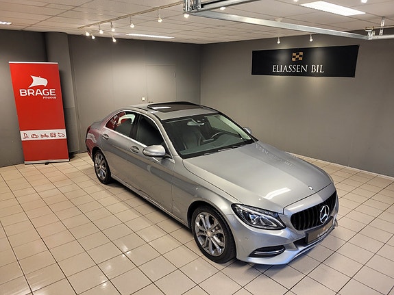 Mercedes-Benz C-Klasse 2 of 5